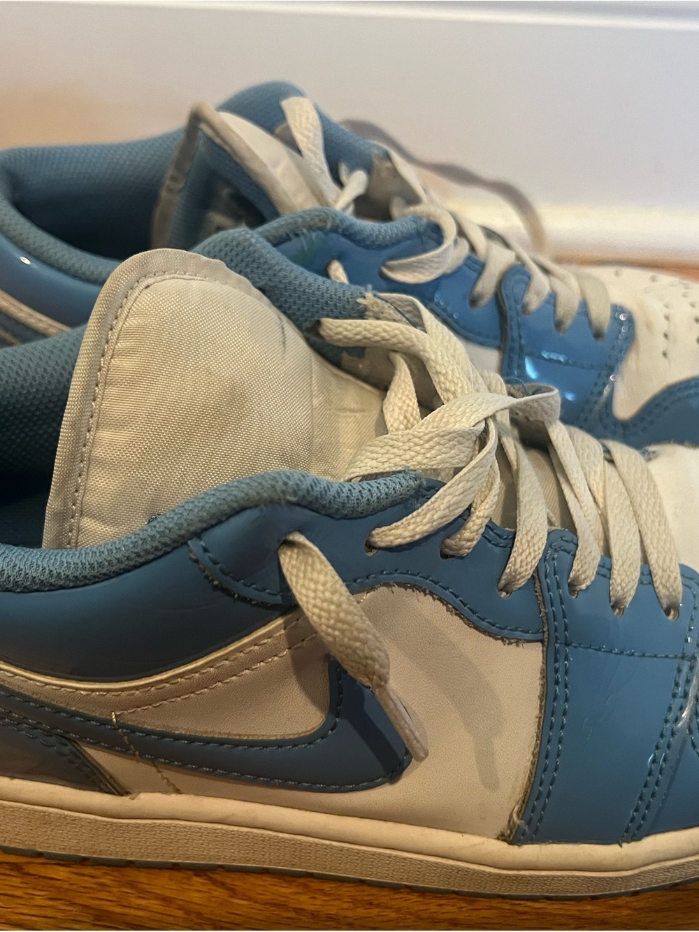 Men's Nike Jordan Sneakers in White and Light Blue